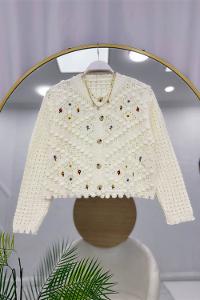 İNCİ İŞLEMELİ KREP YELEKLİ TAKIM