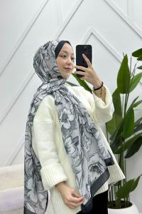 ÜÇGEN GARNİ SWEAT