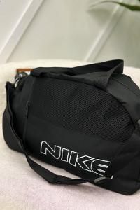 GOLD ZİNCİRLİ KAPAKLI KADIN ÇANTASI