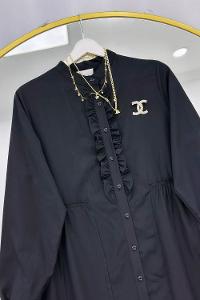 BROŞ DETAYLI GÖMLEK