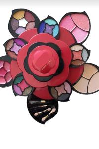 YEŞİM TAŞI YÜZ MASAJI 